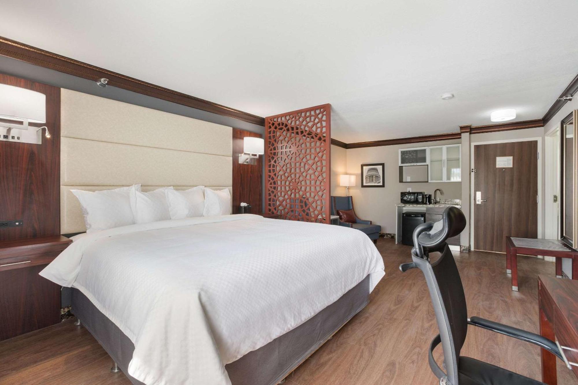 The Leo Collection Detroit, Ascend Hotel Collection Lincoln Park Exteriér fotografie