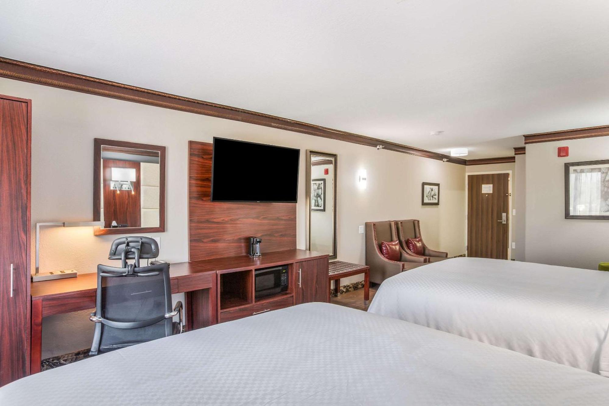 The Leo Collection Detroit, Ascend Hotel Collection Lincoln Park Exteriér fotografie